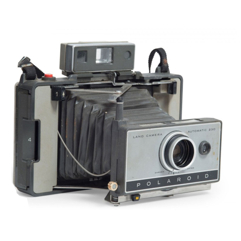 Polaroid Automatic 230
